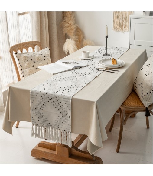 New Arrivals Christmas Nordic Farmhouse Party Table Decoration Handmade White Stripe Woven Jacquard Dining Table Runner 