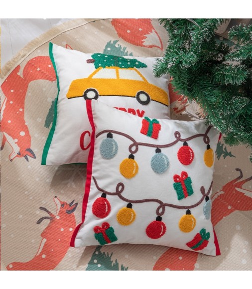 Amazon Best Selling Christmas Decoration Gift Custom Top Quality Green Red Embroidery Pillow Cover 